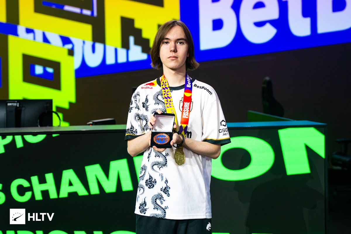 德州扑克高手如何应对逆风（德州扑克高手如何化解劣势）