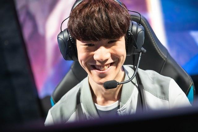 扑克不是单点胜负（扑克不是一手定胜负）